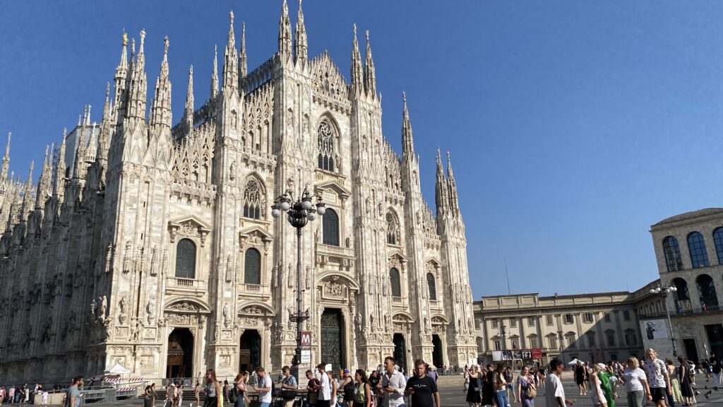 米蘭主教座堂 Duomo di Milano（現場看真的好震撼）