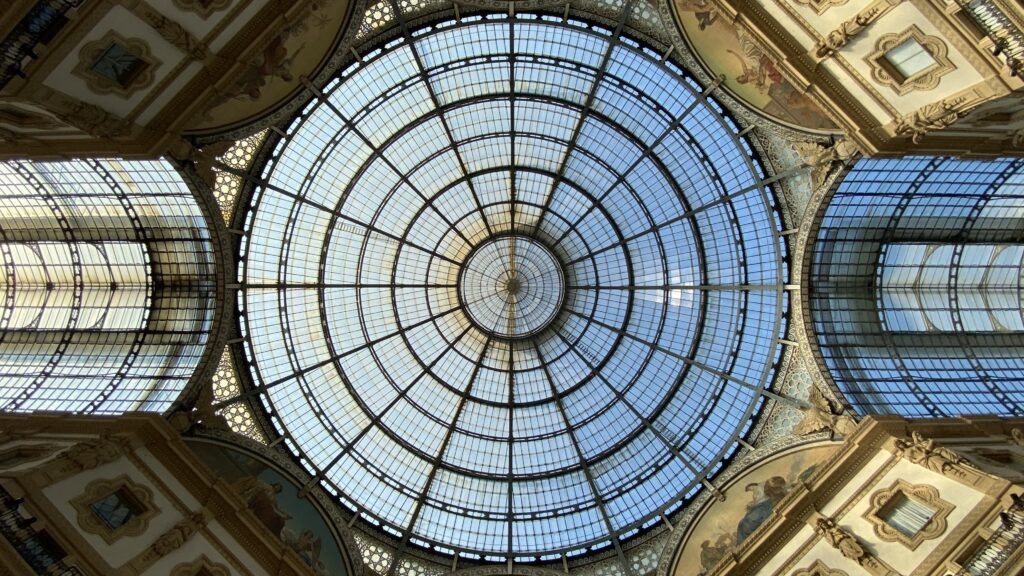 艾曼紐二世拱廊